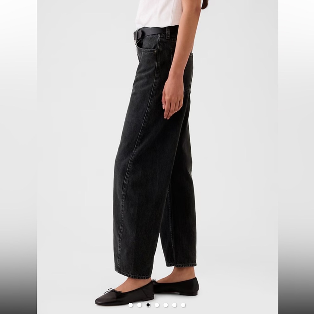 GAP High Rise Barrel Jeans - Picture 4 of 8